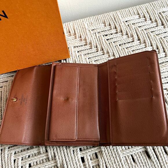 Louis Vuitton Monogram Brown Wallet - Picture 8 of 13